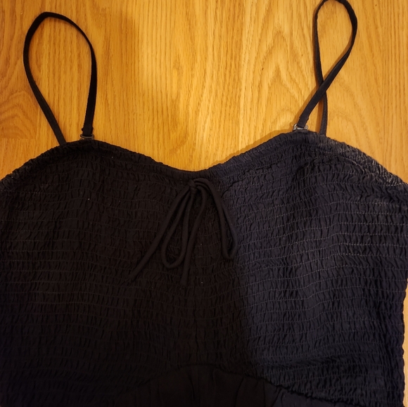 Maurices medium navy jumpsuit with slit pant legs that ties at bottom. - Picture 5 of 5